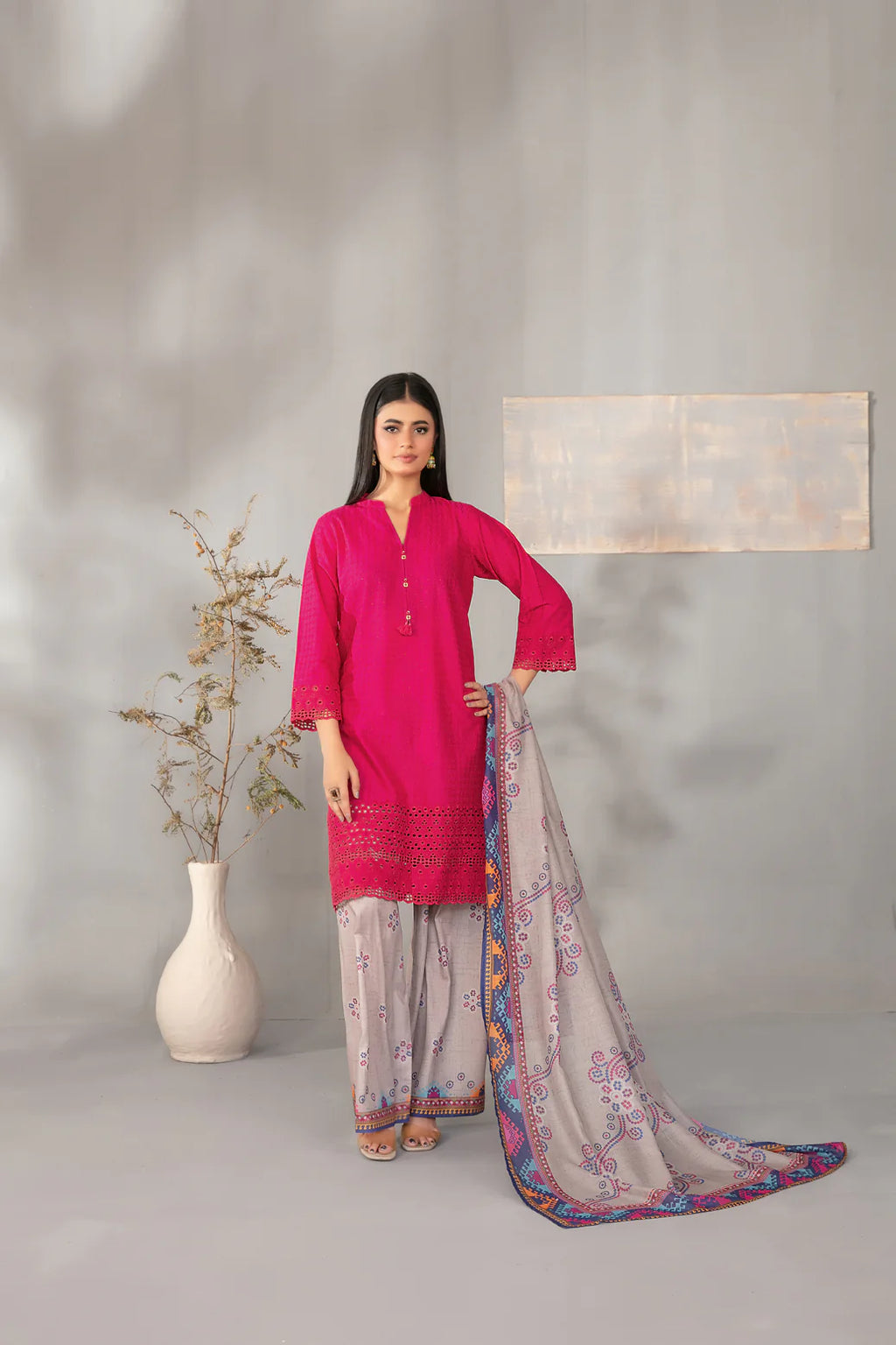 Leyl Pink - Three Pieace Lawn Suit